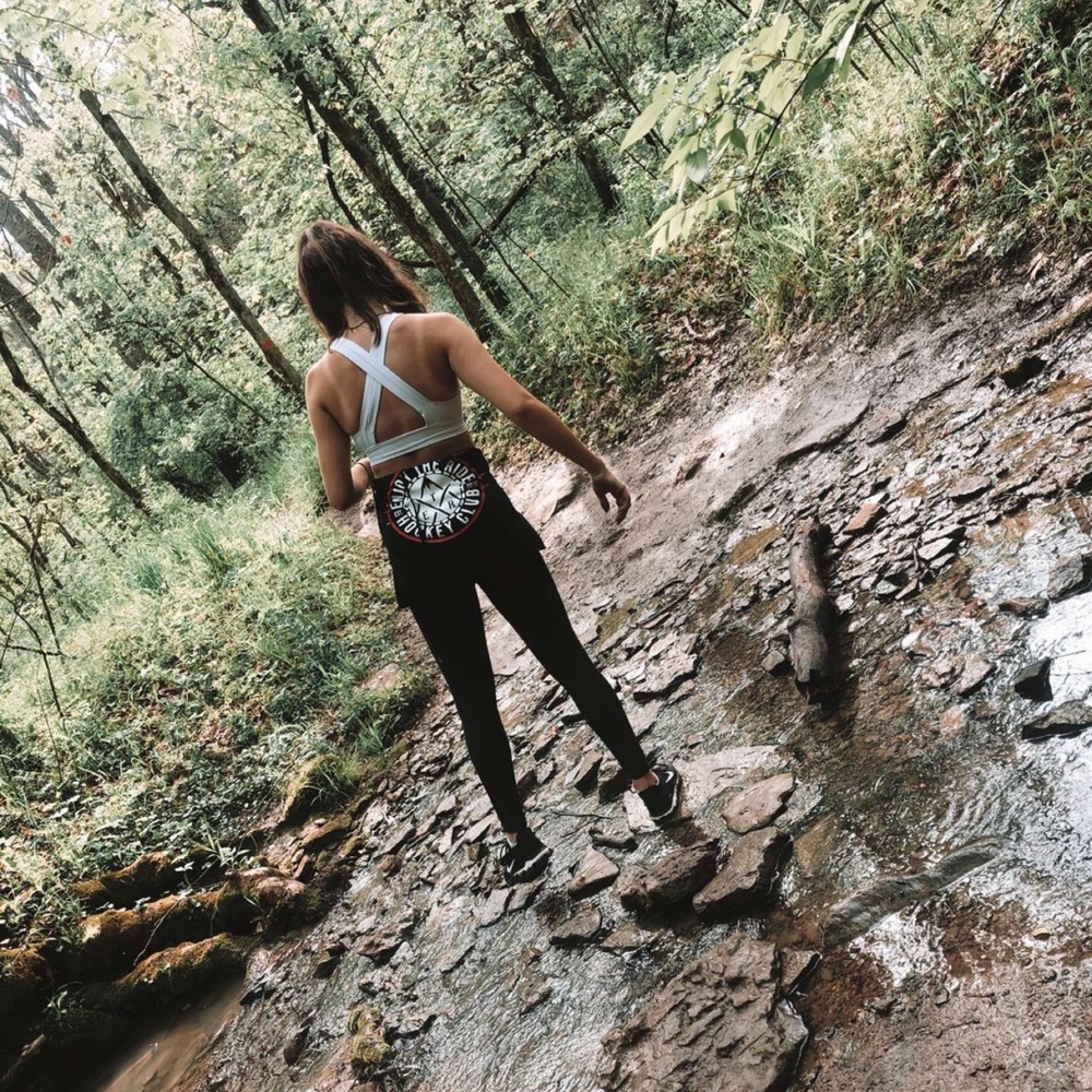 Meet your Posher, Faith